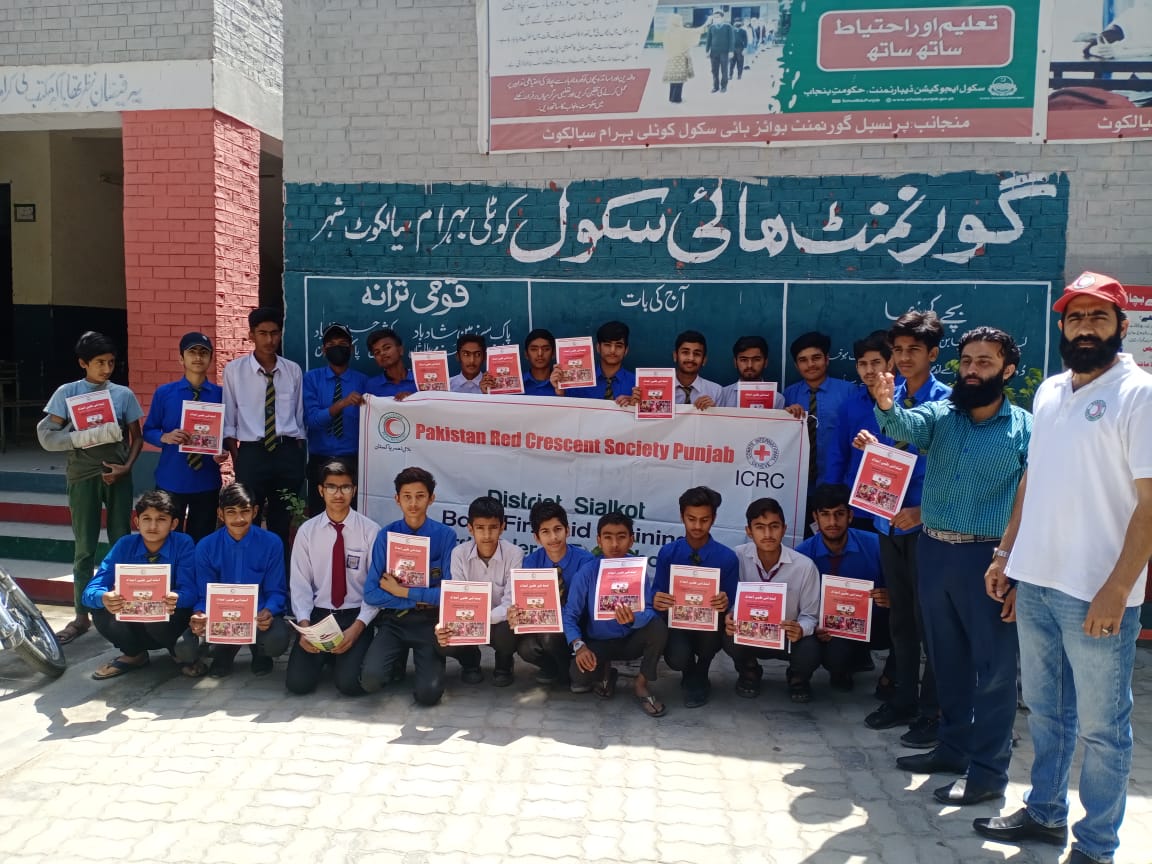prcspunjab's tweet photo. #DistrictRedCrescent #SialkotChapter successfully conducted a two-day #BasicFirstAidTraining on 5 and 6 April 2023, at Government High School for Boys, Kotli Behram, Sialkot with the aim of #firstaiderineveryhome and #firstaidforeveryone https://t.co/zN4LyeALLy