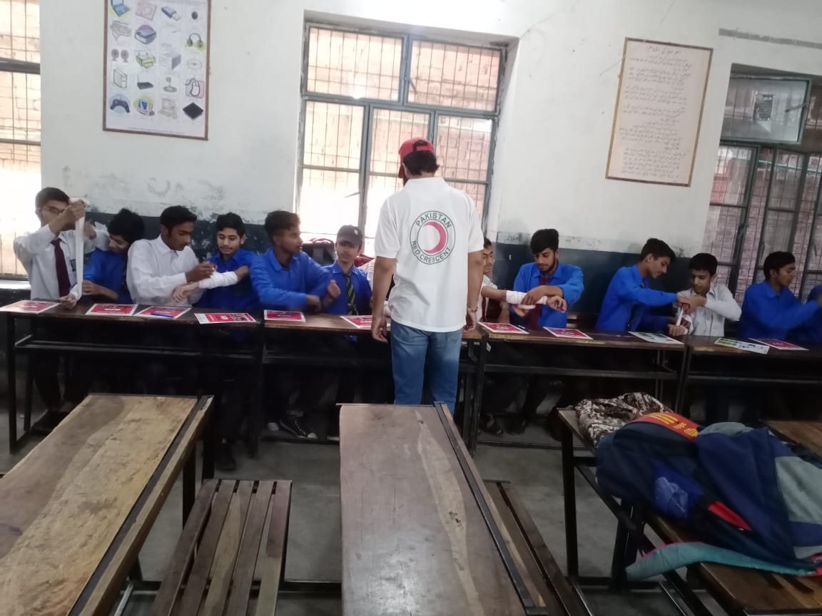 prcspunjab's tweet photo. #DistrictRedCrescent #SialkotChapter successfully conducted a two-day #BasicFirstAidTraining on 5 and 6 April 2023, at Government High School for Boys, Kotli Behram, Sialkot with the aim of #firstaiderineveryhome and #firstaidforeveryone https://t.co/zN4LyeALLy