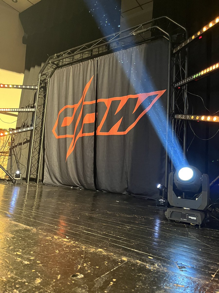WWFNo_Mercy's tweet photo. @deadlockpro thank you, i love you, i cant wait to come back for more 😘 #DPWLive2 #LFG https://t.co/slu4TJL783