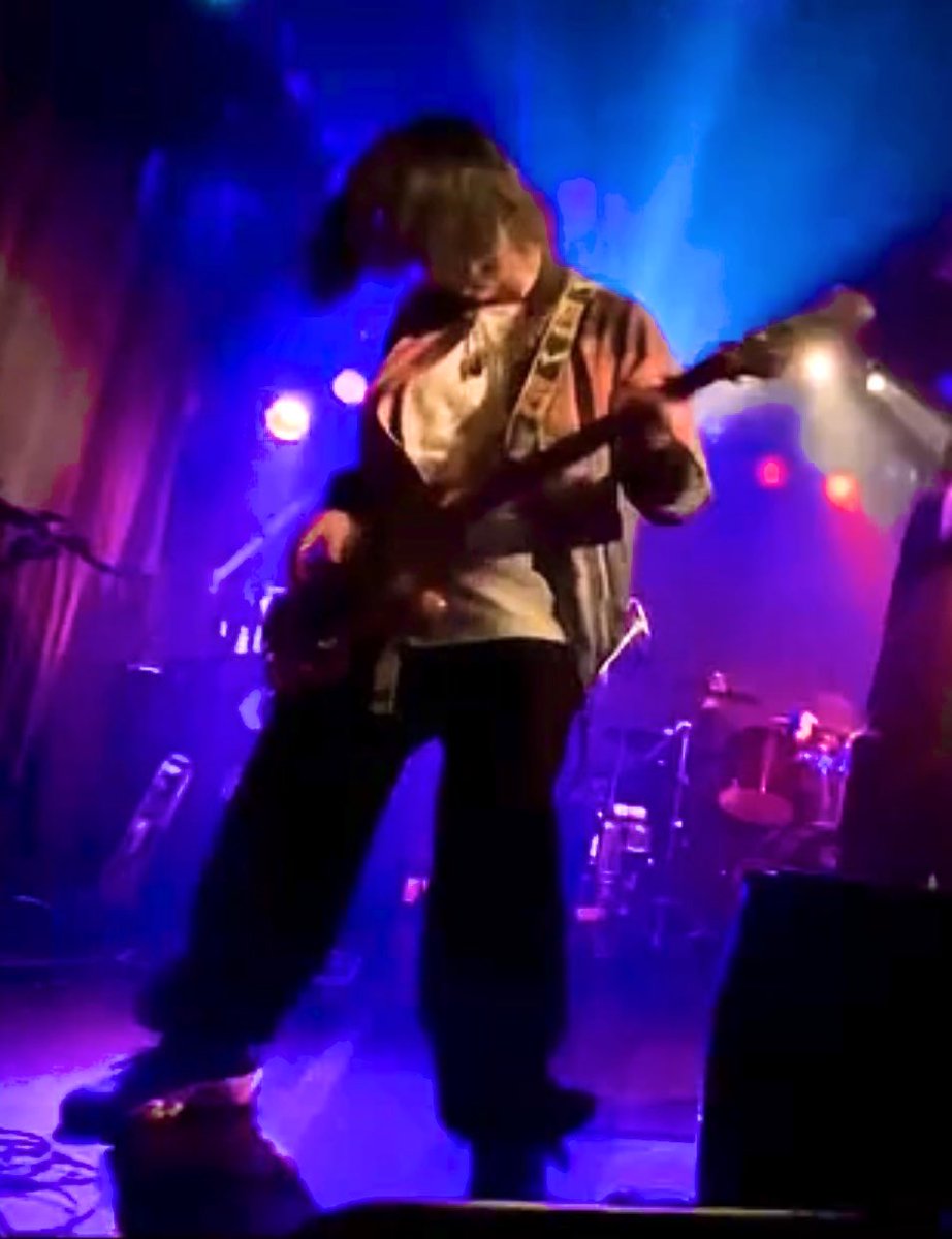 Gang_of_Four11's tweet photo. ハッチーさん、お誕生日おめでとうございます❕🎂これからも大好きなBAND&amp;BASSIST🫶🏻活動楽しみにしてます✌🏼またLIVEでお会いしましょう♫
素敵な時間を過ごしてください🍀
@h_4sp https://t.co/iAm0StA9W3