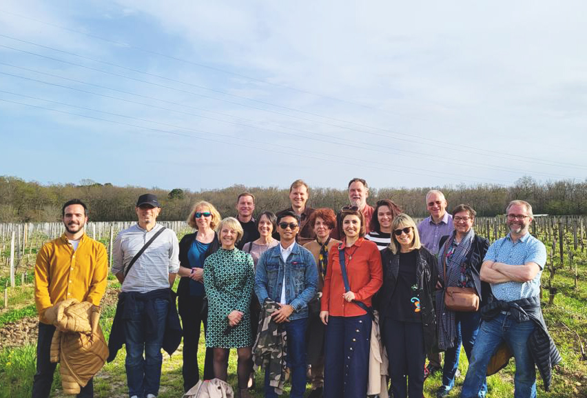 bioazul_spain's tweet photo. 🦠🌱 Our @inextvir project is coming to an end! It has been more than 4 years of research and training activities to generate a better understanding of viral communities and their role in agricultural ecosystems.

All the details of the final conference ➡️ https://t.co/EmI7AUG5SY https://t.co/T4yMTSxPVv