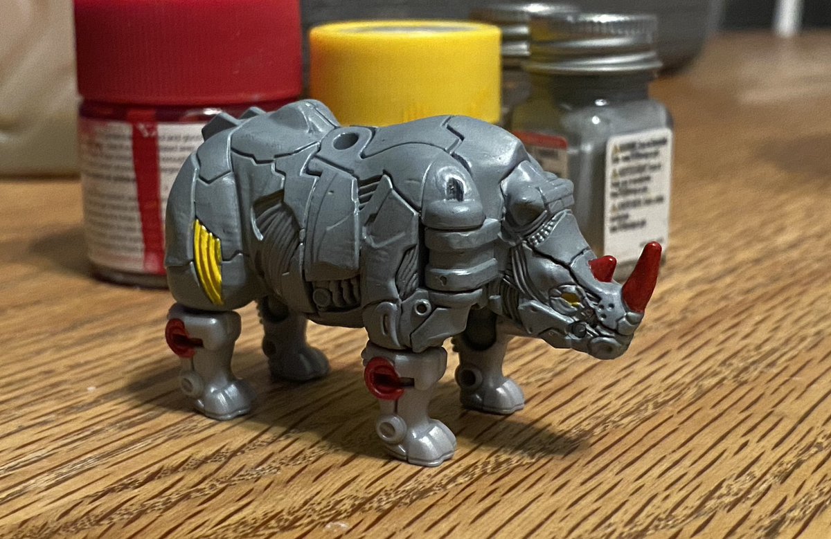 eyebeamstf's tweet photo. Made a lil Backstop out of the new Rhinox battlemaster! #Transformers #Maccadam https://t.co/VJ1NGtk5W3