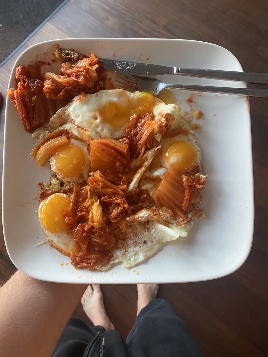 Sir Barefoot on Twitter "Great way to breakfast. Eggs & Kimchi"