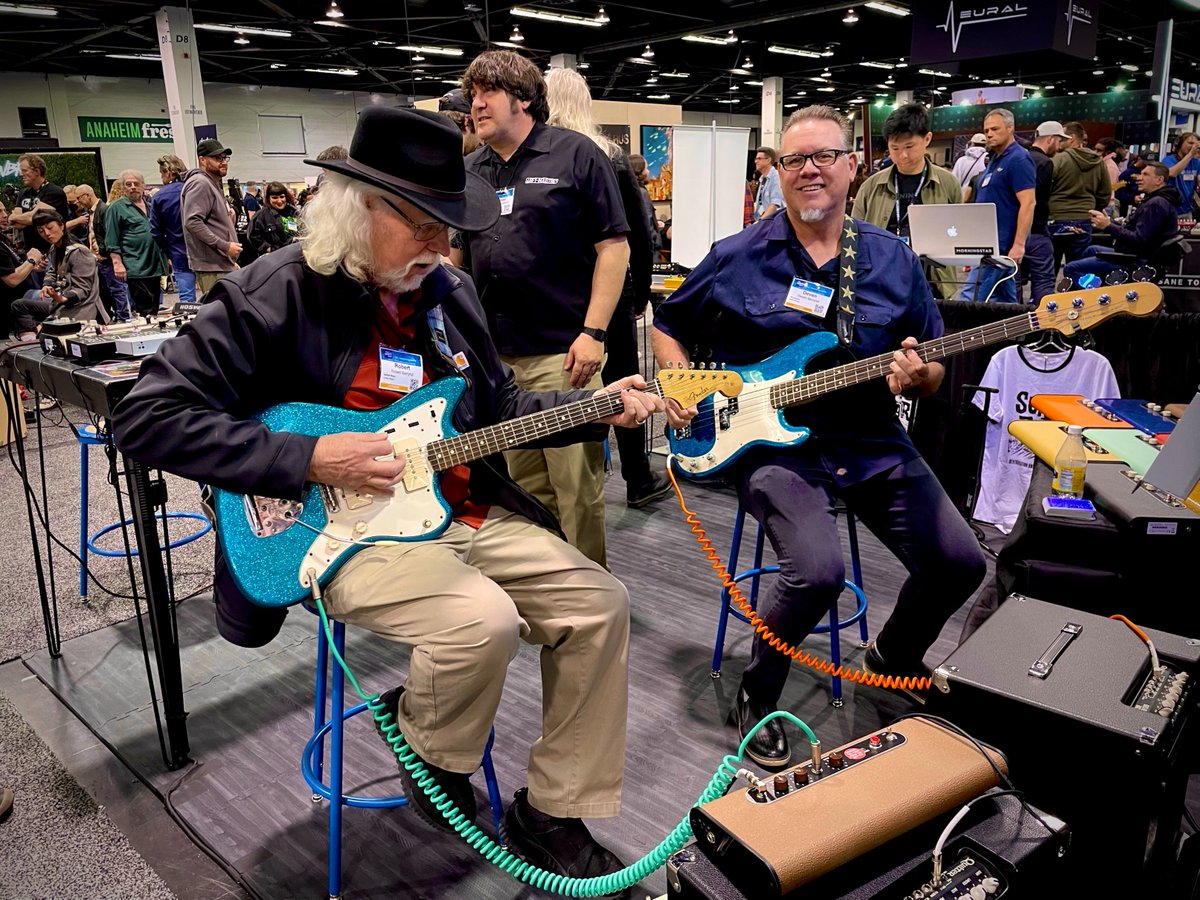 MakerfabsTech's tweet photo. Makerfabs is honored to be taken to the NAMM Show 2023 in Los Angeles, thank you so much~
#NAMMShow 
Fantastic show and fantastic product! https://t.co/A2igNU9ltm