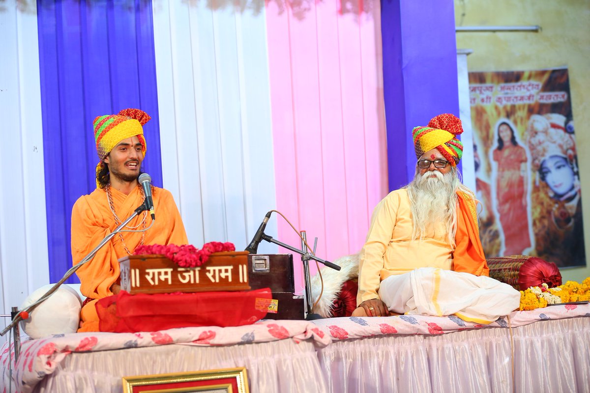 kriparam_ji's tweet photo. श्रीमद् भागवत कथा : 338

 गुरु कृपा आश्रम, गुरों का तालाब, प्रतापनगर, जोधपुर में श्रीमद् भागवत कथा हुआ शुभारंभ...

दिनांक 16 से 22 अप्रेल 2023 तक 
समय : सायं 7.30 से रात्रि 10:30 बजे तक https://t.co/GMRf18oKoP