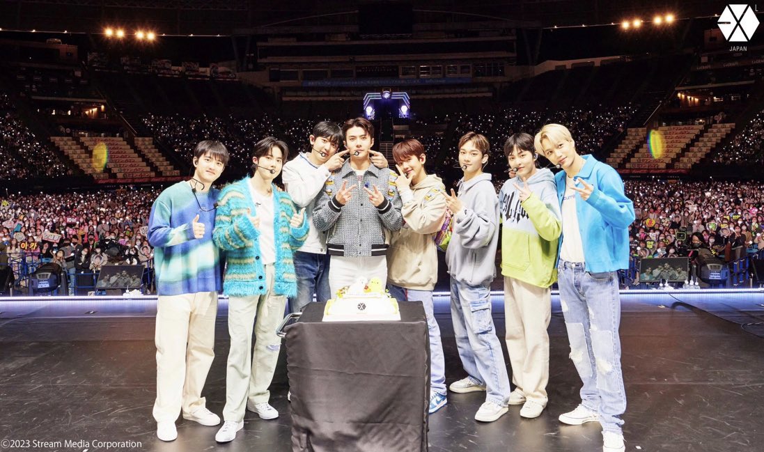 ZoRyoE's tweet image. เจ้าเจี๊ยบ วีวี่ และเอ็กโซ
#HappySEHUNday
#30thSpringWithSEHUN
#세훈 #SEHUN #오세훈 #OHSEHUN