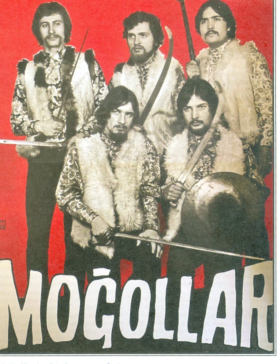onderkayaistan1's tweet image. Moğollar çapında film müziği yapabilen başka bir kişi ya da müzik grubu var mı acaba? Selvi boylum al yazmalım, Bodrum hakimi ve daha neler neler. Dönüp dönüp dinliyorum. 
#müzik #moğollar