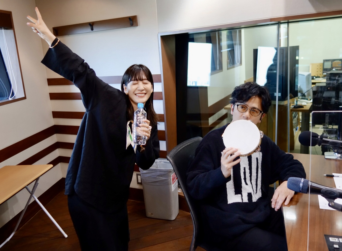 Ft5WY_VaAAAGrbD?format=jpg&name=orig