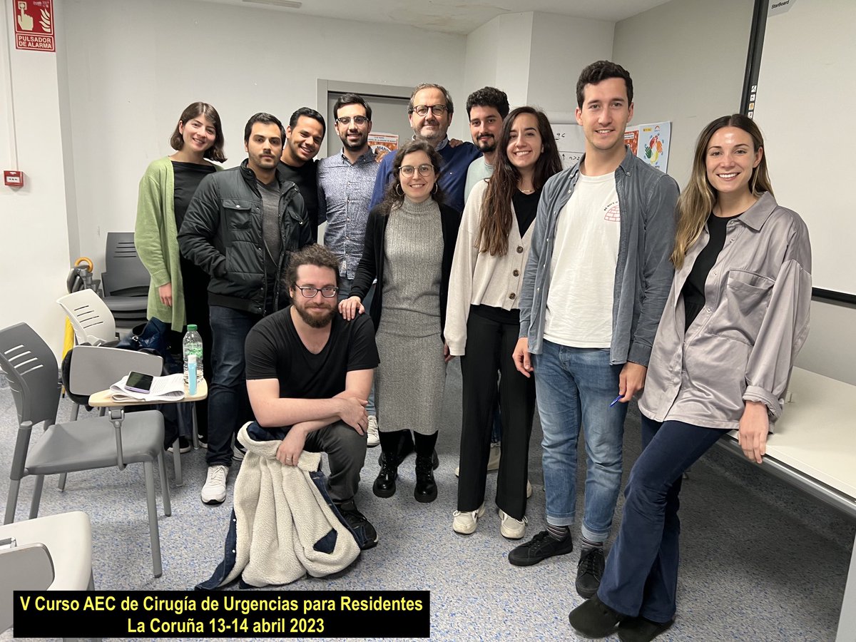 StcuaeC's tweet photo. Iniciamos los primeros cursos de Cirugía de Urgencias para residentes con la sede de A Coruña! Esperamos que disfrutéis y aprendáis muchos con nuestros cursos! #CirUrgT ⁦@FelipePareja67⁩ ⁦@aecformacion⁩ https://t.co/GPcaEBO5uW