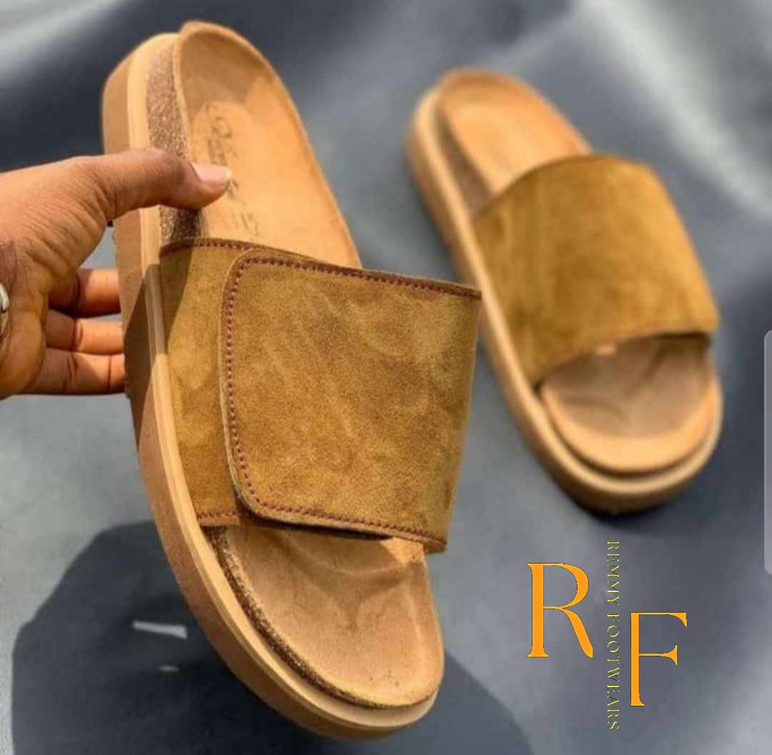 Our footwears are not just a product, they're a work of art. Every footwear is unique and tells a story.

-------
Price: 12,000
Sizes: All sizes available 

#shoeart #uniquefootwear #handcraftedshoes #shoes #artisans #nigeria #lagos #abuja #fashion #naija #portharcourt #lekki