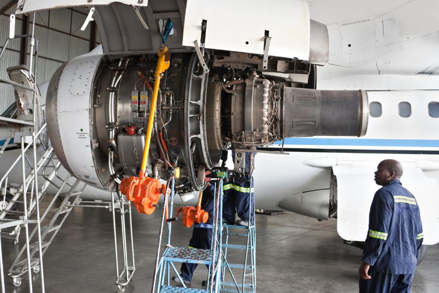 #cubtrasporti #sciopero personale #aeroportuale venerdì 21 aprile, h 24 - Leggi qui le ragioni: bit.ly/3oa8dX4