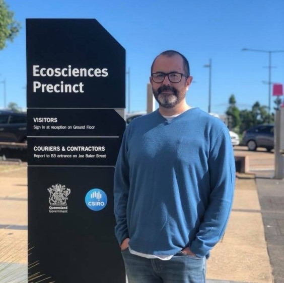 ANZ Metabolomics Society (@anzmetabolomics) on Twitter photo Careers in Metabolomics panellist highlight
Assoc. Prof. David Beale (<a href="/DJB_OzMetabo/">Dr David Beale</a>)-CSIRO
How does David use metabolomics in his career? How did he progress to CSIRO? What other Qs do you have for David? Bring them along, 18/04: forms.microsoft.com/r/RJSTa39UYM
#ANZMetabolomics Careers in Metabolomics panellist highlight
Assoc. Prof. David Beale (<a href="/DJB_OzMetabo/">Dr David Beale</a>)-CSIRO
How does David use metabolomics in his career? How did he progress to CSIRO? What other Qs do you have for David? Bring them along, 18/04: forms.microsoft.com/r/RJSTa39UYM
#ANZMetabolomics