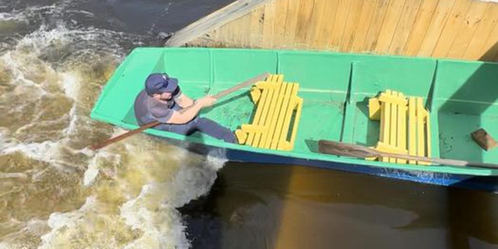 #Landes : après des travaux sur un barrage, le courant d'Huchet rendu impraticable, les bateliers se rabattent sur #MolietsEtMaâ
sudouest.fr/landes/leon/la…