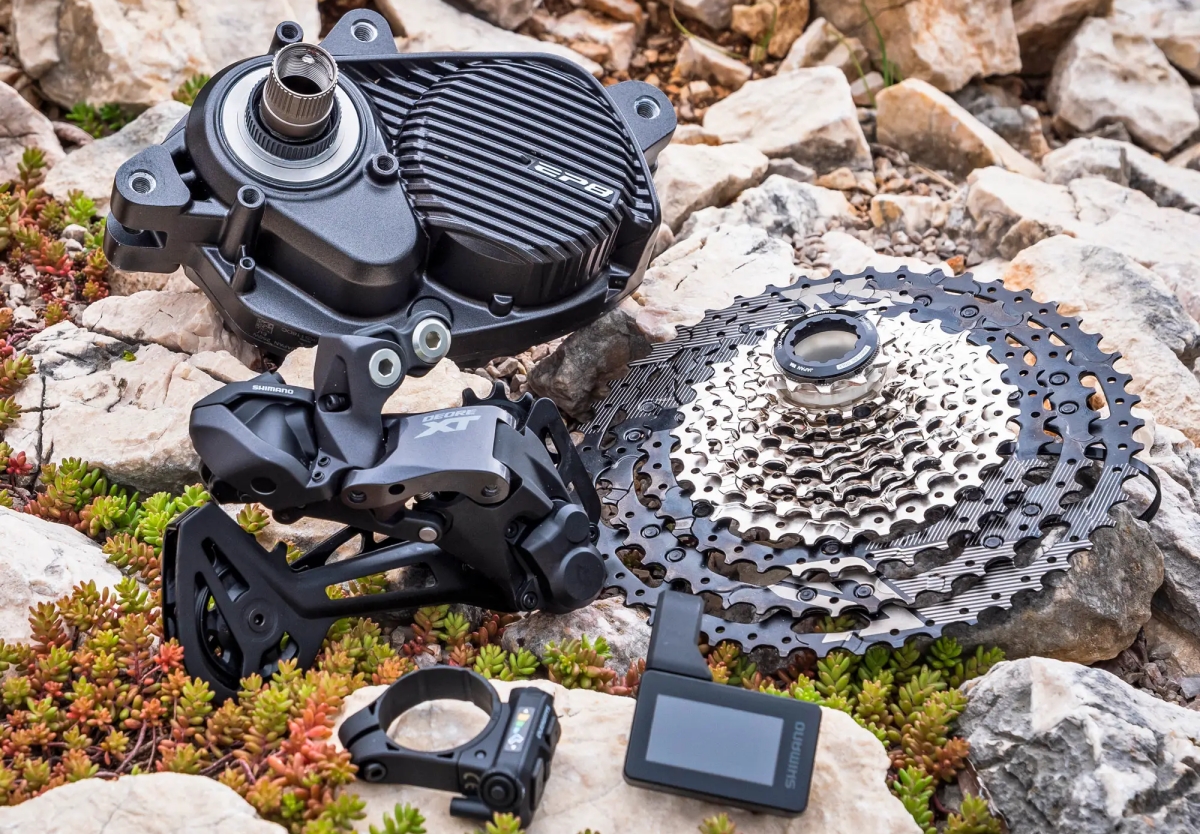 motorpuntoes's tweet photo. #Movilidad | Shimano hace posible la llegada del cambio automático al Mountain Bike (y sin necesidad de pedalear).
https://t.co/tsUKYbS4lP
#BicicletaEléctrica #Shimano @shimanoes #AutoShift #FreeShift https://t.co/fTNtyUmtdX