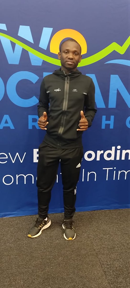 RunXtreme athlete Hilton Kolobe bagged another silver medal in his third Two Oceans Half Marathon. He crossed finish line on Sunday in the top 100 in the male category. This is a remarkable achievement for Hilton and RunXtreme Athletics Club