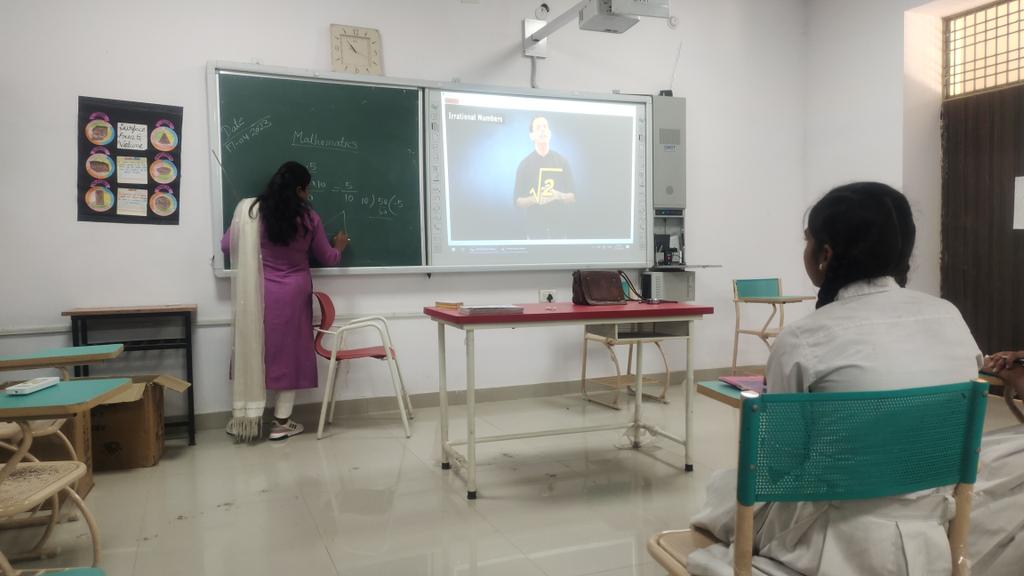 Priyank40199012's tweet photo. #smartclassstudy
#mathematicsclass
#class9th
@varmakanil @CommissionerKnp @nagarnigamknp @smartcitykanpur https://t.co/dvsI45I9kt