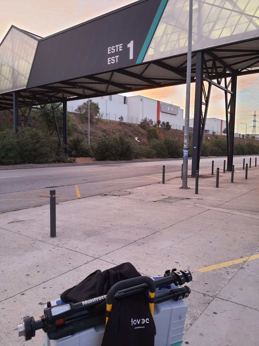 fovea3dscan's tweet photo. Acabamos trabajos de medición con escaner láser 3D en #seat #martorell. Nube de puntos en proyectos de automoción.
#nubedepuntos #escaner3d #laserscanning #pointcloud #servicios #topografia #metrologia #industria40 https://t.co/dMkUJDBPpD