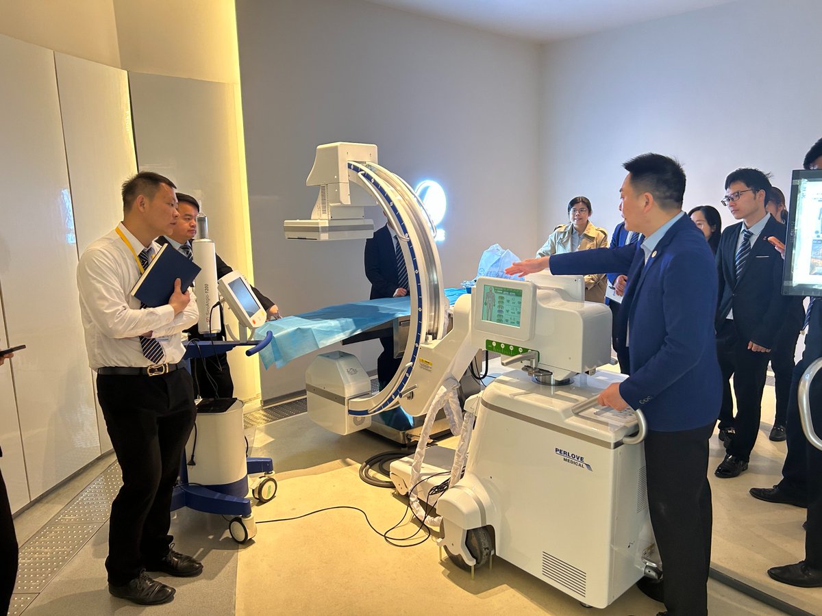 PerloveMedical's tweet photo. Thanks Mr. Qin, Director of After-Sales Service Department, for giving this accessible and professional training about the #interventional #carm model #PLX7100A,which has various functions, are specifically for the treatment of vascular diseases. https://t.co/qJyBig1Tqw