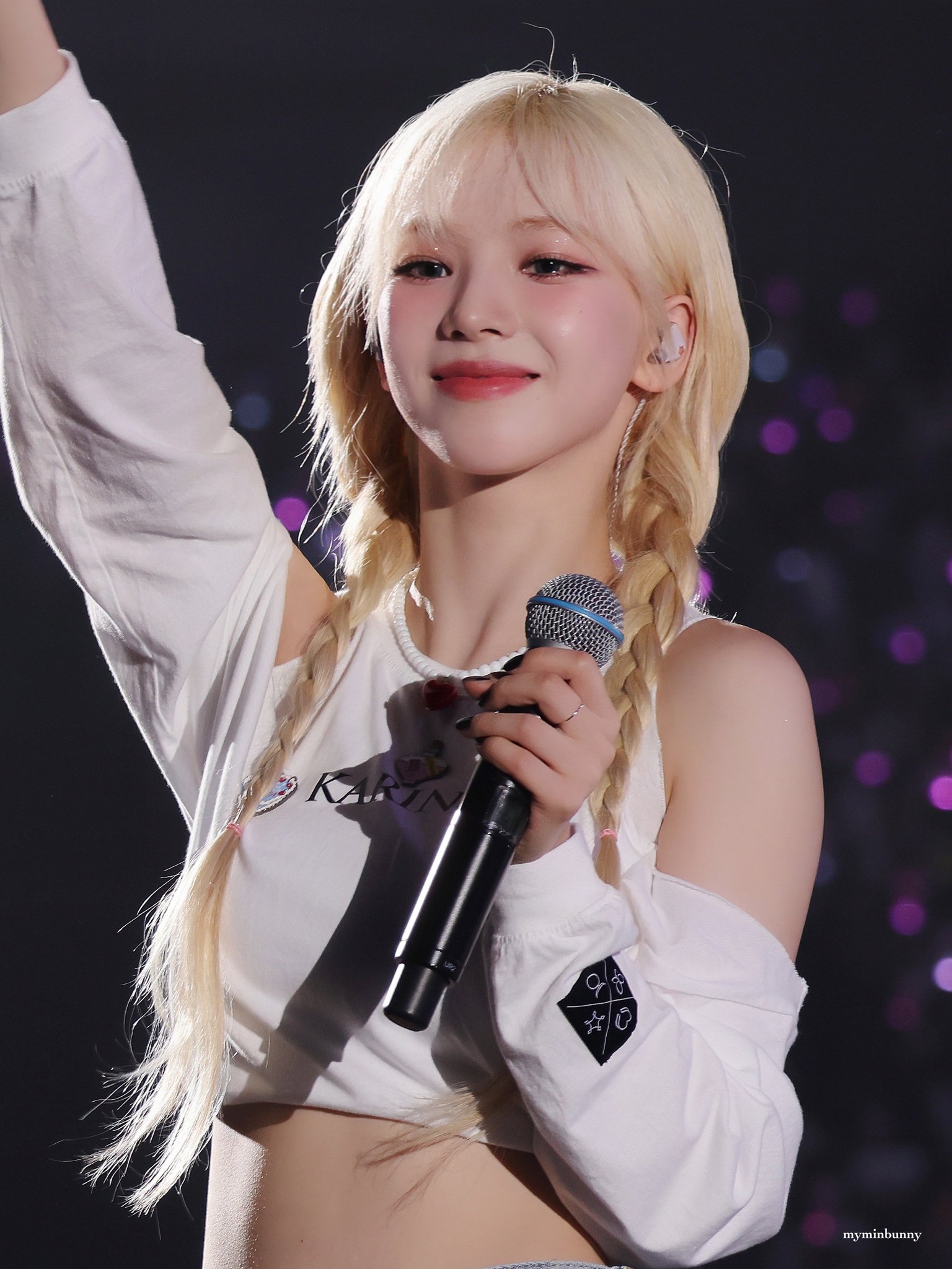 サイン色紙 aespa カリナ 카리나 유지민 GOT the beat サイン色紙 aespa カリナ 카리나 유지민 GOT the beat - メルカリ