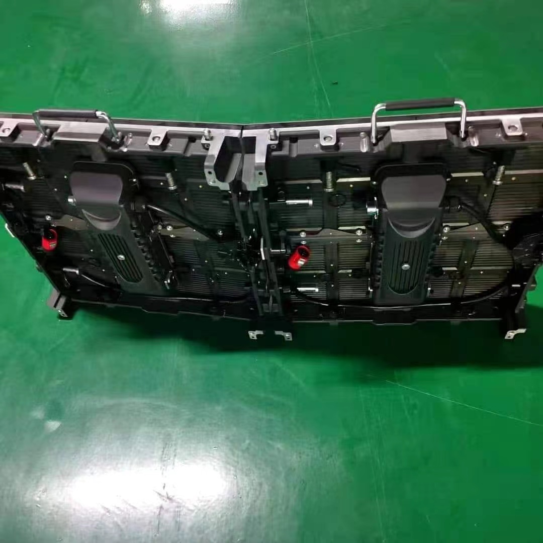 Lacy1211107's tweet image. P2.976 Flexible LED Screen curved
#FlexibleLEDScreen #CurvedLEDScreen #TVStudioFlexibleLEDScreen