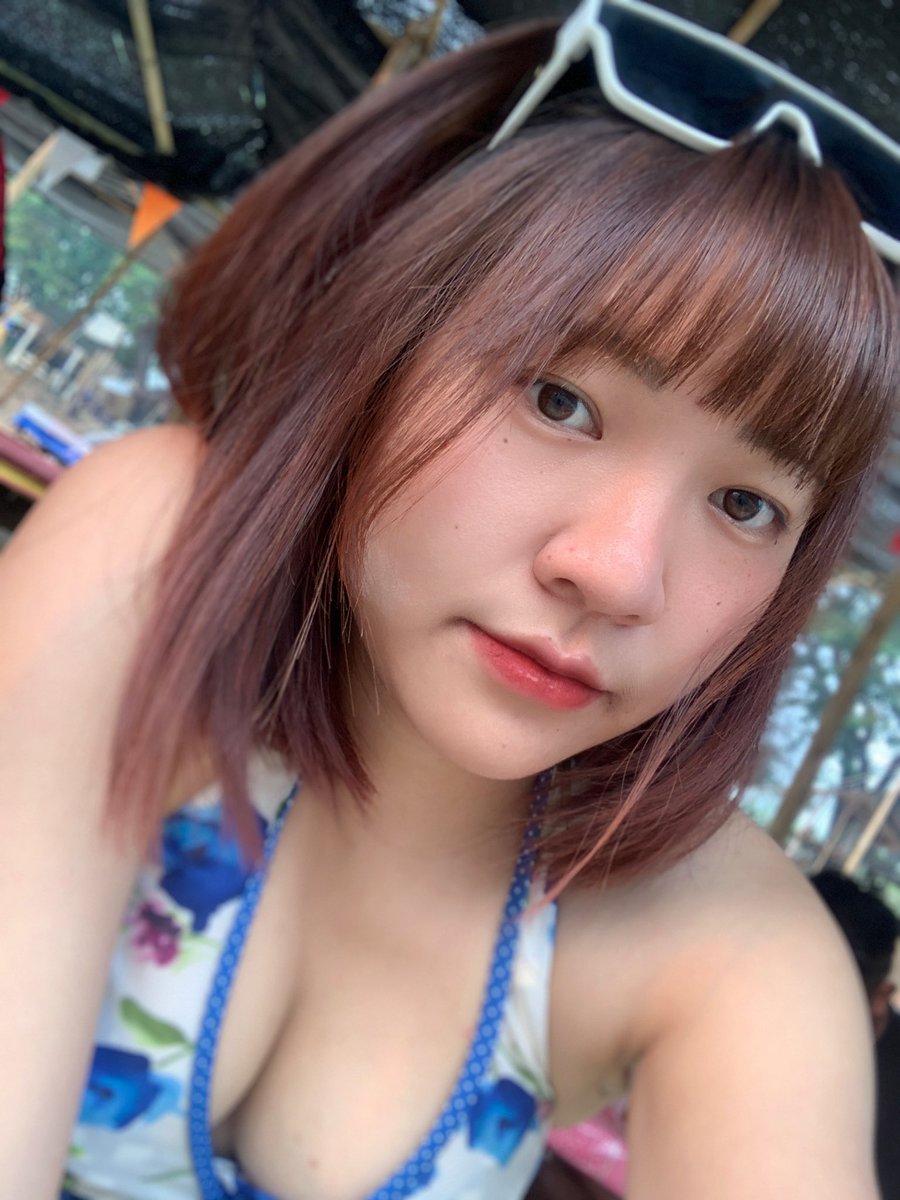 pornnaakaa's tweet photo. แก้มจะเยอะไปไหน ไปให้เธอหอมได้ป่าว 😚 #pohn #สาวเชียงราย https://t.co/hnhfFa54xO