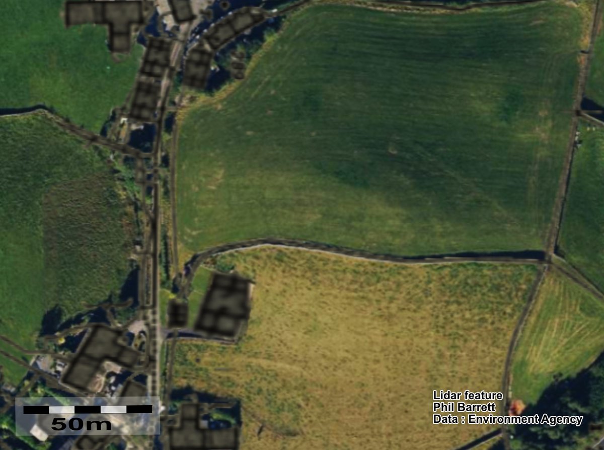Phil_M_Barrett's tweet image. These are the sort of features that pop up in the landscape that I find fascinating.
A 75m x 53m oval ploughed out #earthwork with a possible centre feature. 
Lying under the 18C enclosures.
 #Prehistoric? #Barrow? 
Zero interest from the relevant HER. 
#Archaeology with #LiDAR