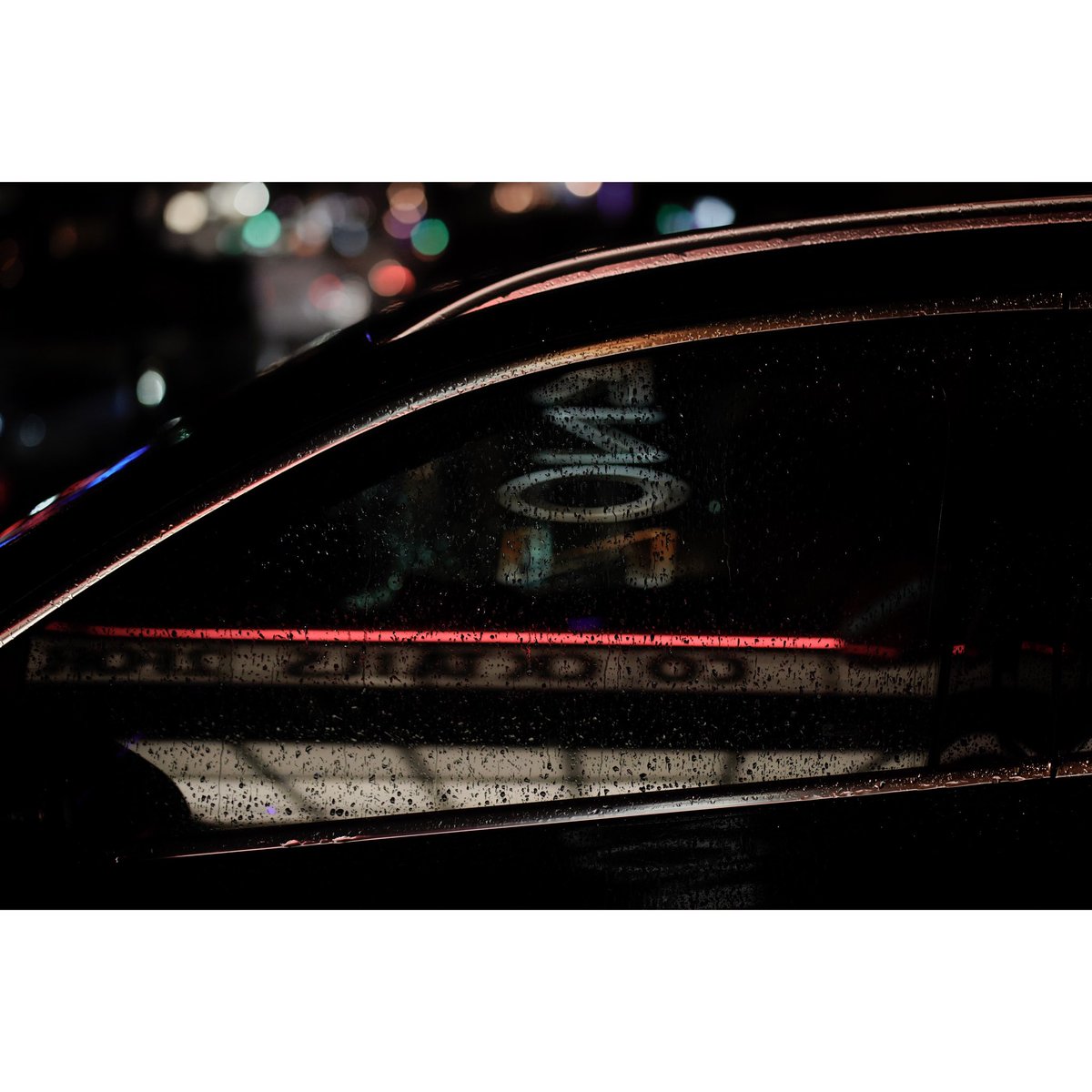 The whale #streetphotography #london