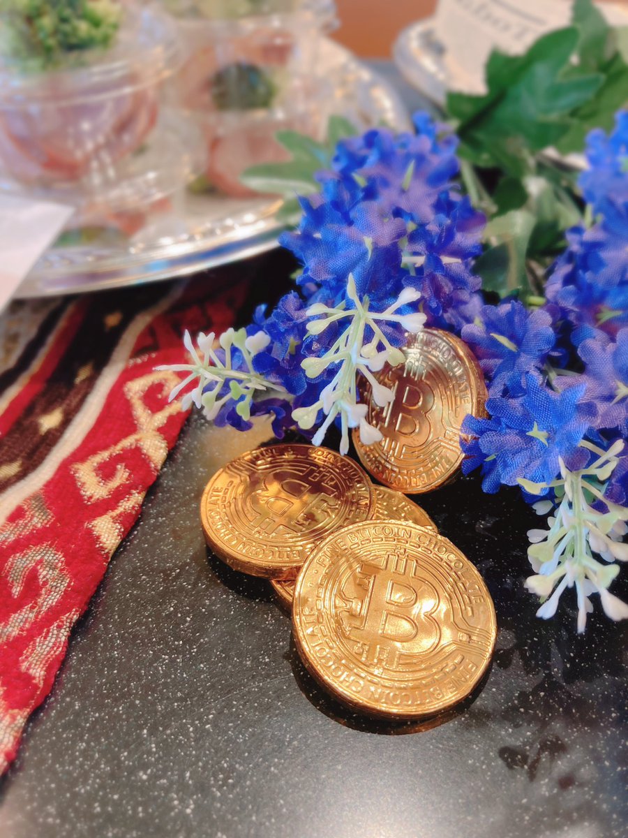 aiHara_NFTart's tweet photo. かろり500のお料理をお届けしに来ております🍴✨
https://t.co/H8lFoNJFJH https://t.co/G9WJvodUYA
