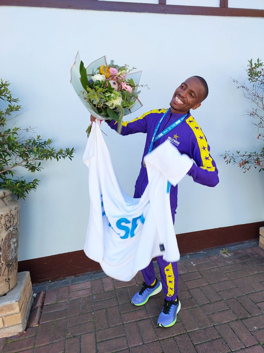 N_Mhlakwana's tweet photo. Monday Motivation. CONGRATULATIONS to myself for the 3rd position finisher and 2nd SA athlete for @2OceansMarathon 2023. Big thanks to my sponsors and everyone supporting me @PUMASouthAfrica @PUMARunning @HWAthleticsClub @32Gi @THRESHHoldSA @MylesClouston @foreverfasterae https://t.co/8TnqbB8Qzb
