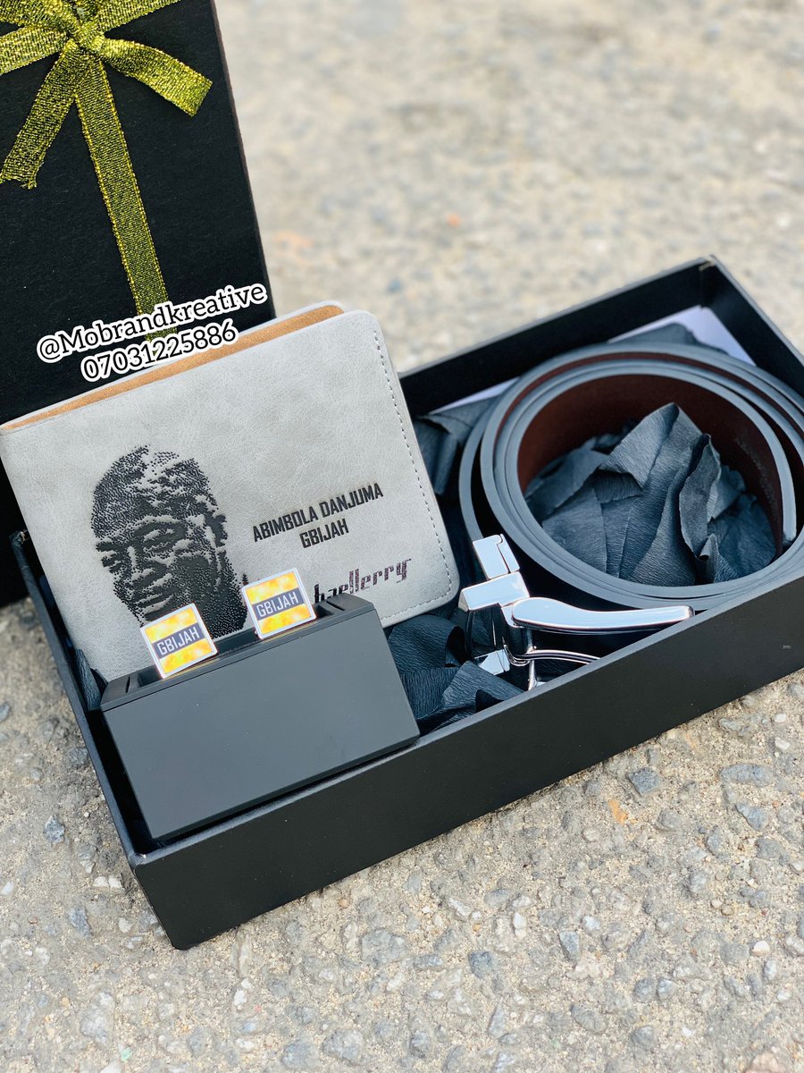 ayettymama25's tweet photo. Gift for him🥰🥰

Appreciate your loved ones  today 🥰❤️❤️

Engraved reversible belt
Engraved wallet 
Customized cufflinks

Price:35k

Call/WhatsApp:07031225886

Nationwide delivery 🚚 

Payment validate order 

@Jomilojju @lavezzedout https://t.co/694hM9t5I0