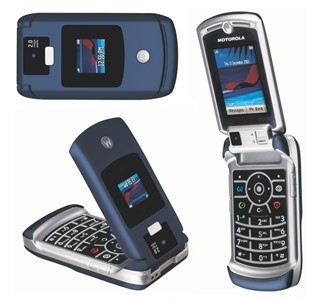 shukrani__'s tweet image. which phone did you use growing up?