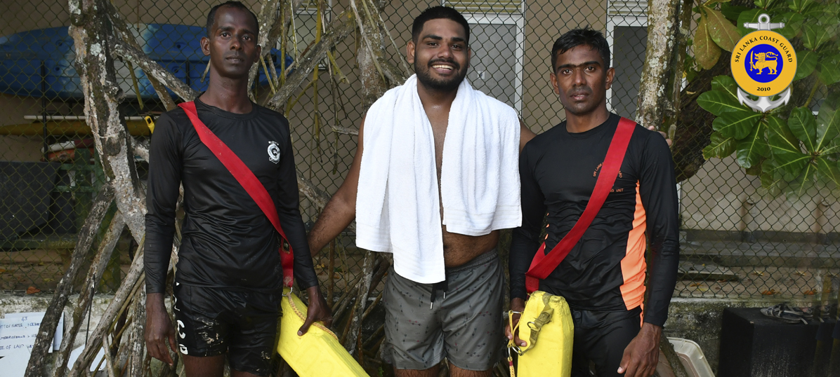 COAST GUARD RESCUED TWO LOCALS FROM DROWNING
Read More==&gt;&gt;coastguard.gov.lk/index.php?id=7…
