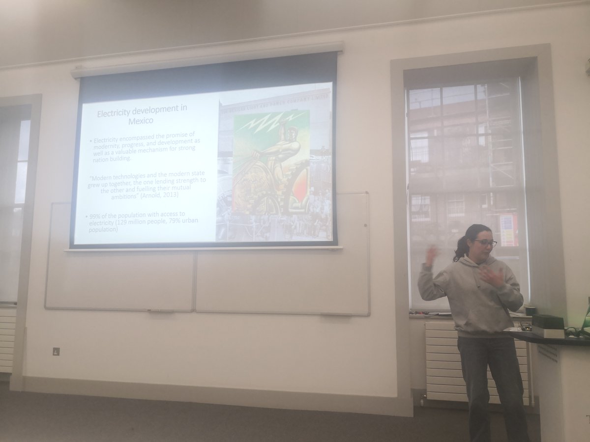 LizzieTelford's tweet photo. What a lovely opportunity to see what we are working on when not gossiping around the kettle! Harris office science day #HOSD2023. 

Thanks for organising @RebeccaJEGrant 

@guillemrubio @_HelenaSlater @paugoma @priyathaply https://t.co/pSnv3E6iYU