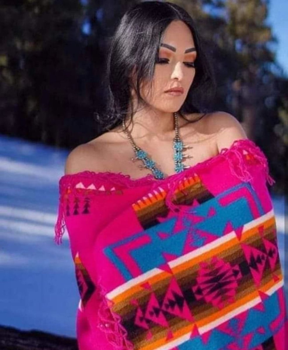 Nativeamerican 👉🇱🇷
#NativeTwitter #NativeAmerican #nativegirls