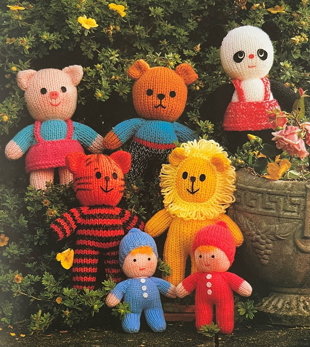 Vintage Knitted Toy Animals and Dolls Tiger Lion Panda Piglet Bear Pattern etsy.me/41x2Xez #embroidery #knittedtoys #vintageknitting #yarntoys #yarntiger #yarnlion #knittedlion #knittingpattern #earlybiz #MHHSBD #wip #dolly #knit