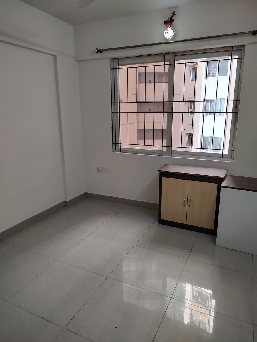 Shenaniganist on Twitter "Looking for a flat mate in a semi furnished