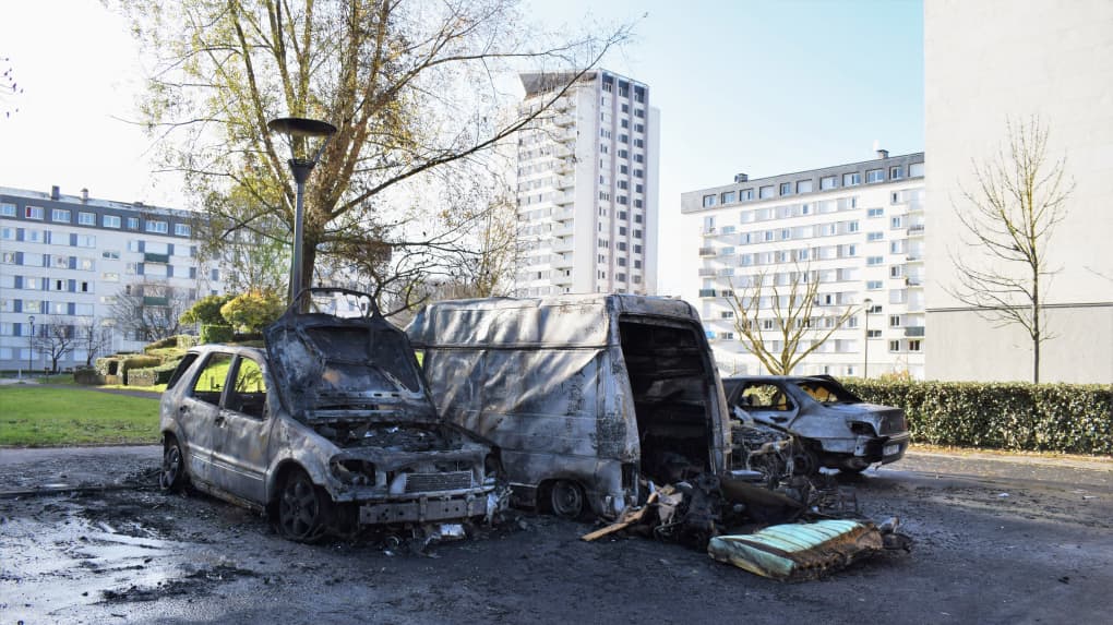 <a href="/Math_bls37/">MATH</a> C'est vrai qu'on doit se sentir tellement bien à Tours...