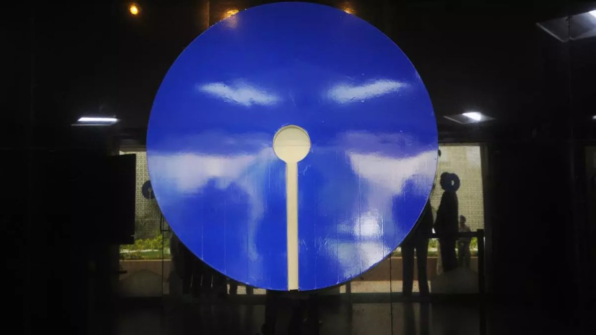 credimore's tweet photo. SBI files plea in SC seeking clarity on fraud classification judgment.
#SBI #SupremeCourt  #Fraud #Classification #JUDGEMENT 

Article : https://t.co/PjeV0z858e https://t.co/qpPMPH8eDh