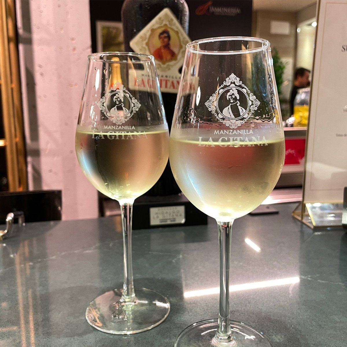 It’s #ManzanillaMonday! 🥂 With La Gitana <a href="/BodegasLaGitana/">BODEGAS LA GITANA</a> on tap at <a href="/JamoneriaJLR/">Jamonería José Luis Romero</a> #triana #sevilla #sherry #sherrylover #azaharsherry