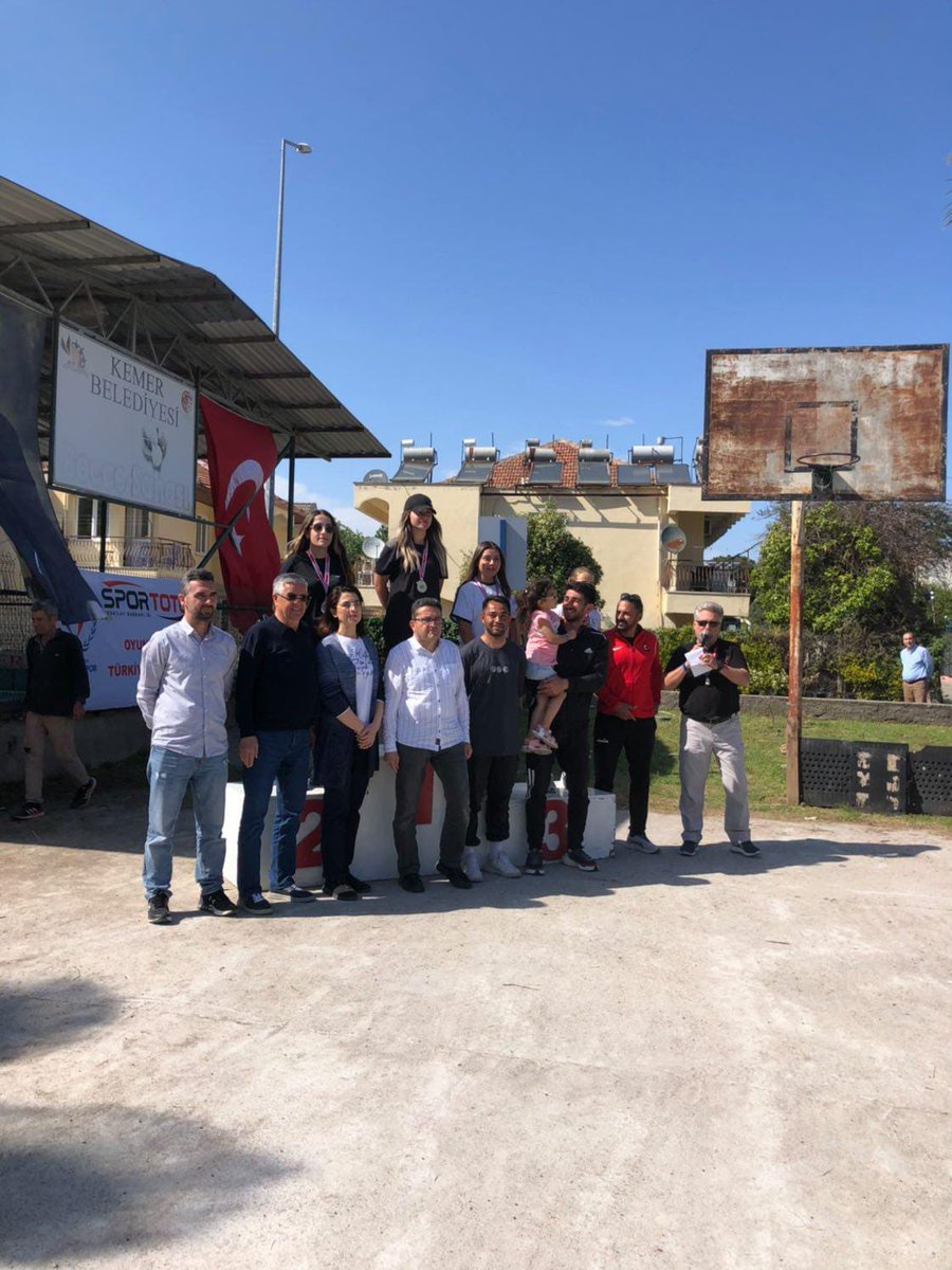 GSB_Bingol's tweet photo. ✨ 13-16 Nisan tarihleri arasında Antalya Kemer'de düzenlen Türkiye şampiyonasında Büyük Kadınlar altın nokta disiplininde Türkiye 2. ncisi olan Sporcumuz Sevilay Gezli'yi tebrik ediyor, Başarılarının devamı diliyoruz 👏🏻
#oneplaytrue https://t.co/o8A1BS0Tdp