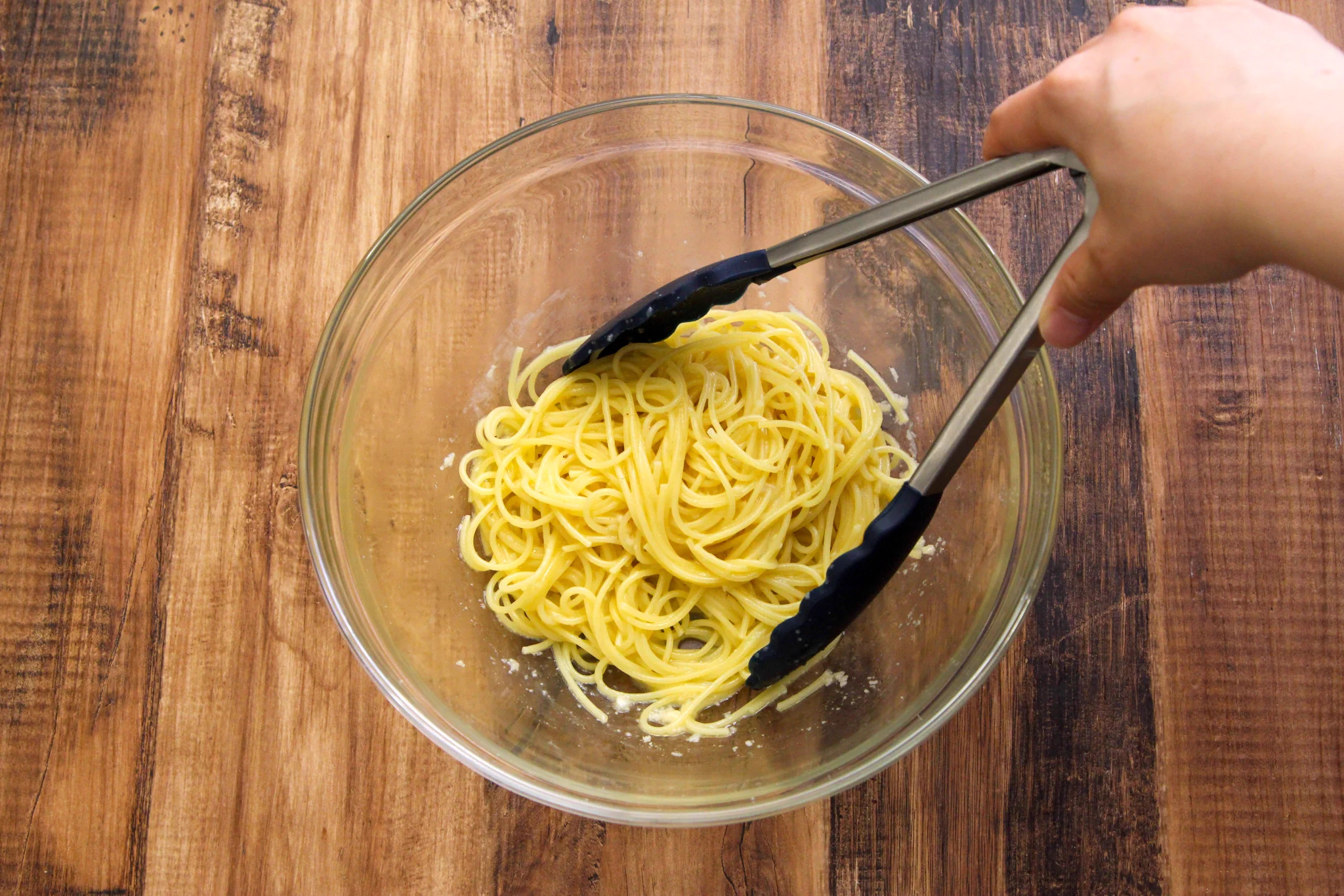 電子レンジで作ったとは思えない、そんな美味しさに仕上がる？！白だしなどを使った「パスタ」レシピ！