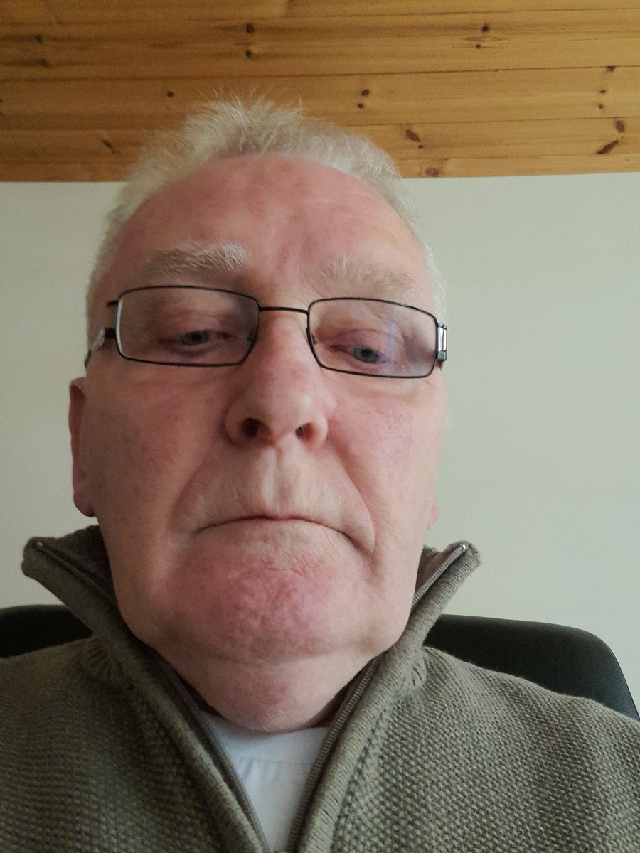 EatTheStorms's tweet photo. 32 poets 32 counties 32 poems 

A Message in a Podcast is a special episode of the #poetry #podcast to celebrate @PoetryDay_IRL 

✨Introductions…
Frances Browner for Wicklow
@ManShedPoetry for Wexford
@brewer_yvo for Offaly

8pm 
27.04.23 ☘️ https://t.co/Xe4YWYdlgm
