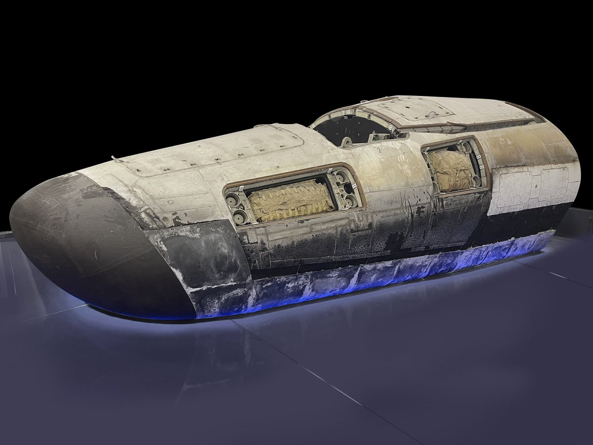 Re-entry is a challenging space operation. Because of its IXV and Space Rider legacy, REV1 fully benefits from a proven re-entry heatshield. This allows our team to focus on other critical topics, such as designing new internal systems perfectly fitted to in-space manufacturing.