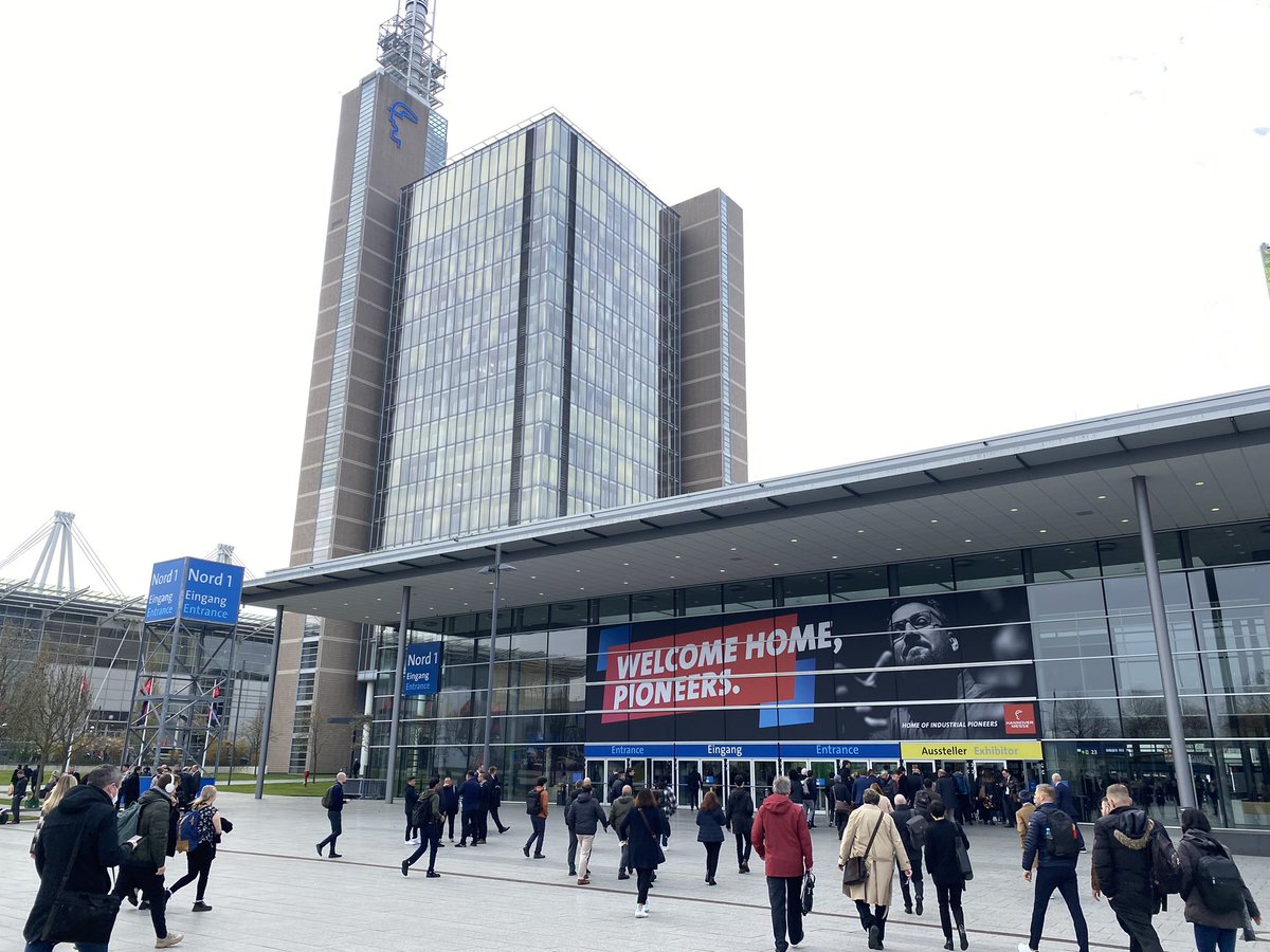 Herzlich Willkommen zur #HM23! Wir stellen in diesem Jahr mit drei Forschungsprojekten aus. Besuchen Sie uns in Halle 14 und 16: 👉🏼 fokus.fraunhofer.de/de/fokus/event… Unsere Wissenschaftler:innen zeigen Lösungen aus dem Bereich #Cybersicherheit, #Metaverse-Anwendungen und #5G-Campusnetze.