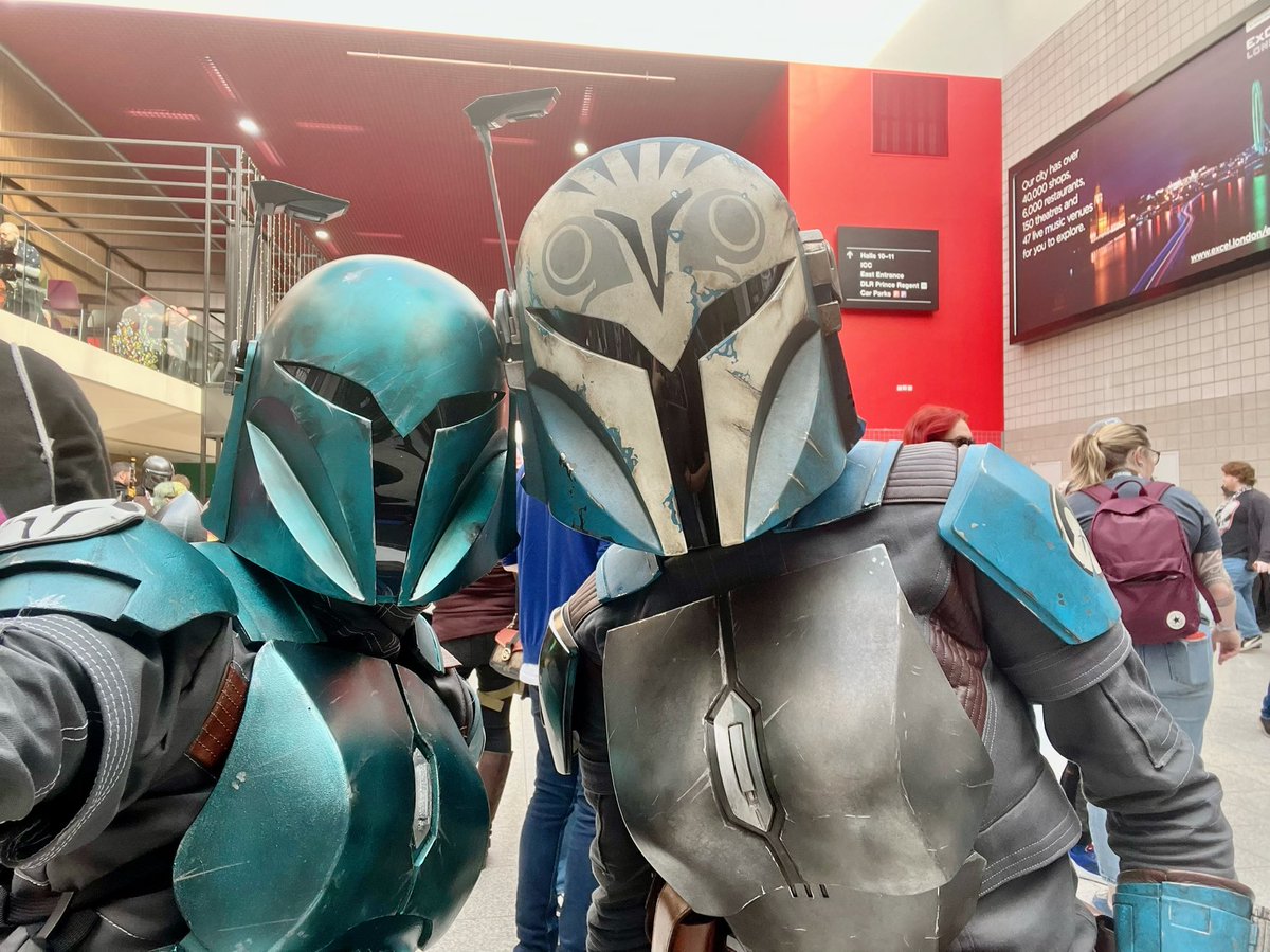 maytheforcebwmy's tweet photo. コスカをやって楽しかったのは、ボカターンコスの方にヘーイ！と呼び止められたり、マンダロリアン同士でThis is the wayと声をかけあえることでした😆

#MayuSWCE2023記
#SWCE #starwarscelebration https://t.co/7gFkatu0sQ