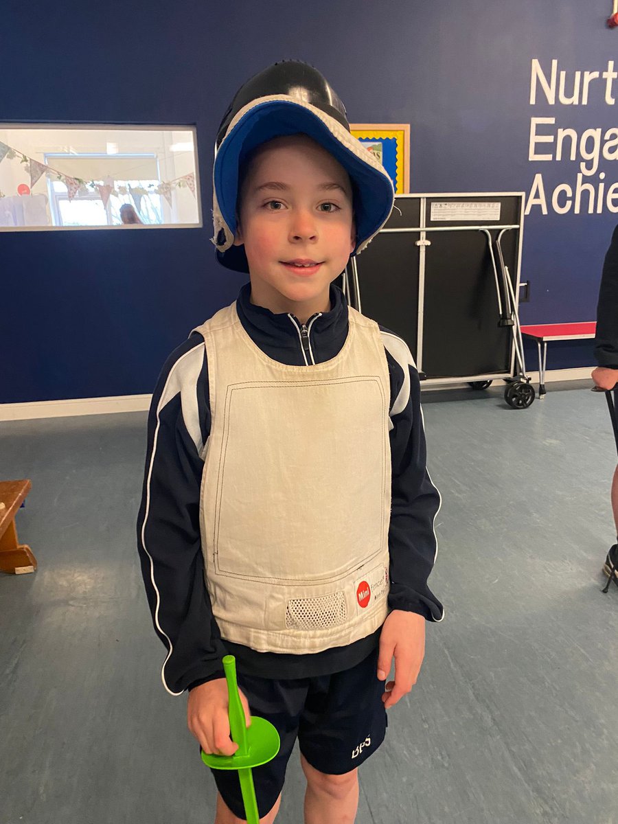 BrabynsPrep's tweet photo. ‘En garde’. Brabyns is back for the summer term with a lively Fencing Club this morning. Allez! @judoeducationuk #BPSEngage #FencingClub #independentschool @isaschools @BlvueGroup https://t.co/pbepZrty4F