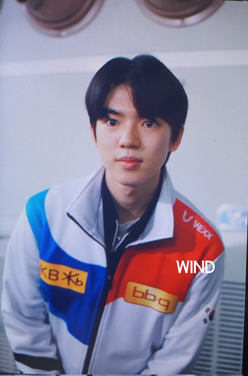 wind_vv's tweet photo. 예쁘다💙
#차준환 #junhwancha https://t.co/eUK3YzDaoF