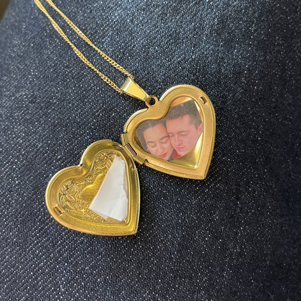 Ariane Hoyos on Twitter "mi nene cerca de mi"