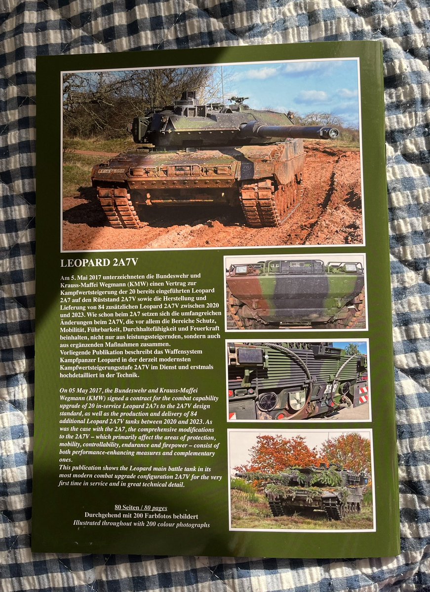 koni_ch47ja's tweet image. 家族旅行の為、クロネコ営業所止めにしてた2冊を引き取って来た😍😍
@msmodelswebshop 

#MSModels
#Leopard2A6
#Leopard2A7V