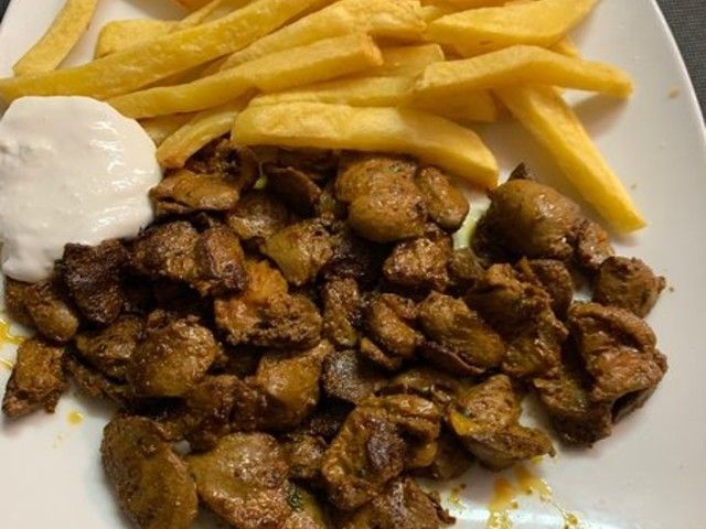 carmenpr98's tweet photo. Usando solo comida, ¿Dónde te has criado? https://t.co/JvN9GiRrZ1